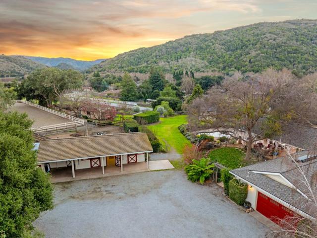 12170 Calle Uvas, Gilroy CA: https://media.crmls.org/mediaz/c40aeda6-17c9-400d-b748-a62c3fa893a3.jpg