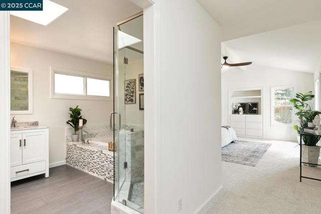 2 Deer field, Walnut Creek CA: https://media.crmls.org/mediaz/c40c2598-796c-40c5-9abe-8962c210ce2f.jpg