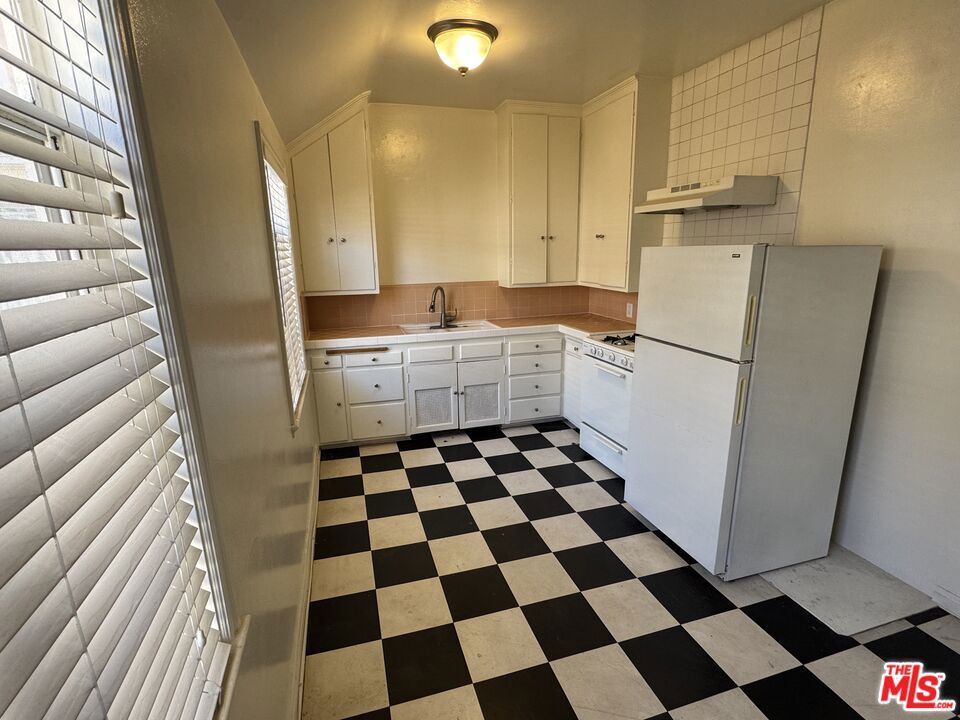 MLS #25529289 img 37