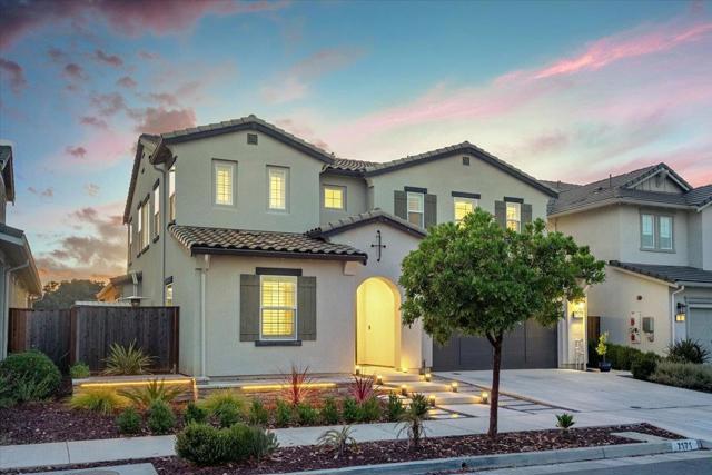 7171 Spumante Court, Gilroy CA: https://media.crmls.org/mediaz/c40c723a-66e0-4ac0-b592-877b7272c782.jpg