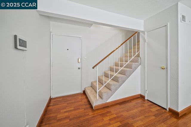 2032 Sierra Road, Concord CA: https://media.crmls.org/mediaz/c40daa09-8cda-4e79-a941-b415cddac88e.jpg