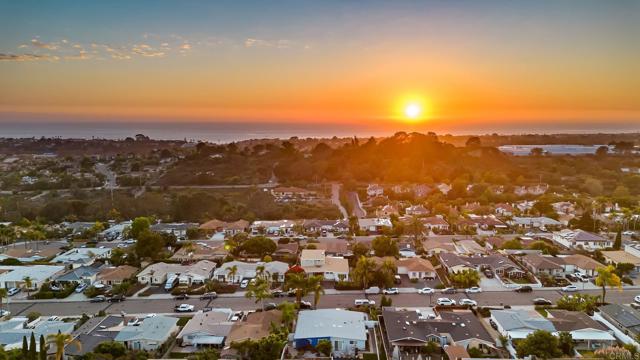 Detail Gallery Image 32 of 34 For 234 Delphinium St, Encinitas,  CA 92024 - 2 Beds | 2 Baths