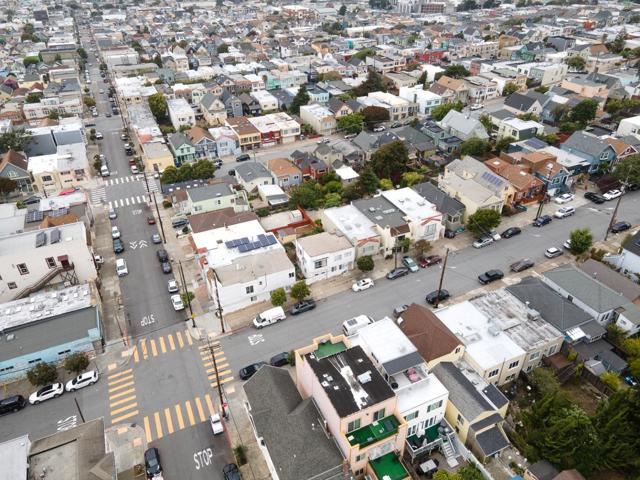 745 Brazil Avenue, San Francisco CA: https://media.crmls.org/mediaz/c40f8ba8-5e67-46ea-8d65-48629f1ad010.jpg