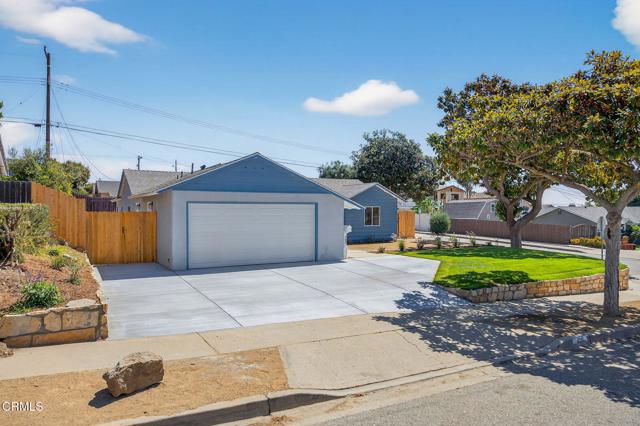 400 Dayloma Avenue, Ventura CA: https://media.crmls.org/mediaz/c410d511-3c34-4954-9a6f-18fff7b014a9.jpg