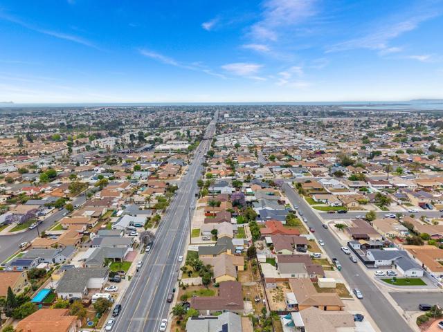 2862 Coronado Avenue, San Diego CA: https://media.crmls.org/mediaz/c4112228-dc9d-445b-aced-c956ba15ebdb.jpg