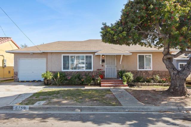Detail Gallery Image 1 of 1 For 5159 Manzanares Way, San Diego,  CA 92114 - 2 Beds | 1 Baths