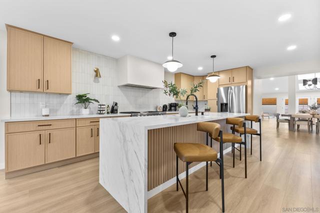 2128 Missouri St, San Diego CA: https://media.crmls.org/mediaz/c41296f5-2697-482d-861c-4d14156e261f.jpg