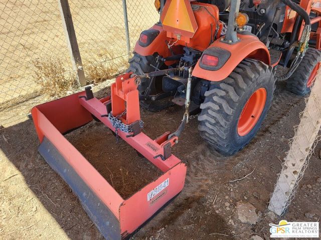 31750 Selmadolph Street, Lucerne Valley CA: https://media.crmls.org/mediaz/c412c976-b0a3-4d98-8ba5-89fbc119d119.jpg