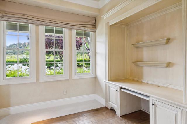 1305 Lions Peak Lane, San Martin CA: https://media.crmls.org/mediaz/c413658a-aa79-460b-b961-dfe568fd109b.jpg