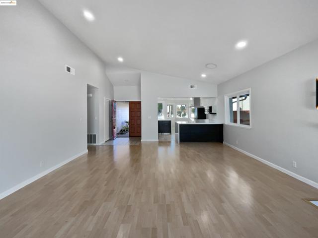 2579 Bishop Ave, Fremont CA: https://media.crmls.org/mediaz/c41420d4-2d58-42cf-a12a-2b0729b5506e.jpg