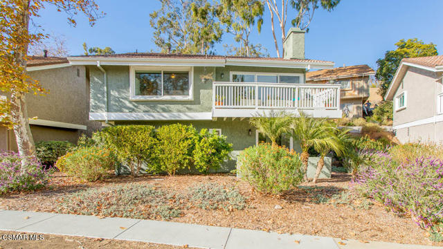 191 Rockrose Lane, Oak Park CA: https://media.crmls.org/mediaz/c414a7c4-1fff-4fce-af7f-0c15b8e23a4b.jpg