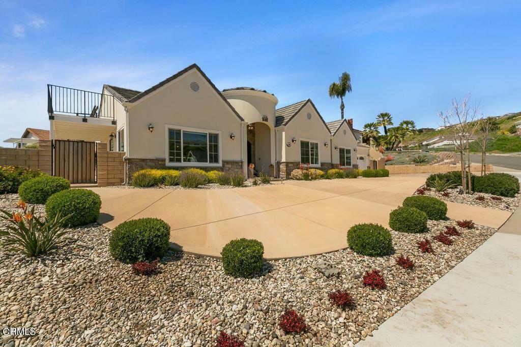 685 Creekmont Court, Ventura, CA 93003