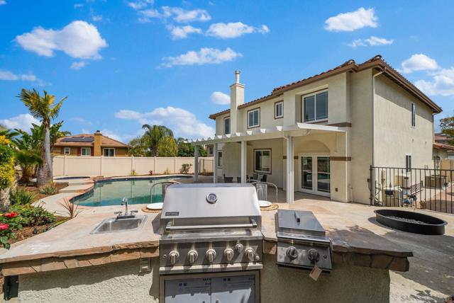1052 Via Vera Cruz, San Marcos CA: https://media.crmls.org/mediaz/c4170720-b75f-4050-9278-a5412a152b3b.jpg