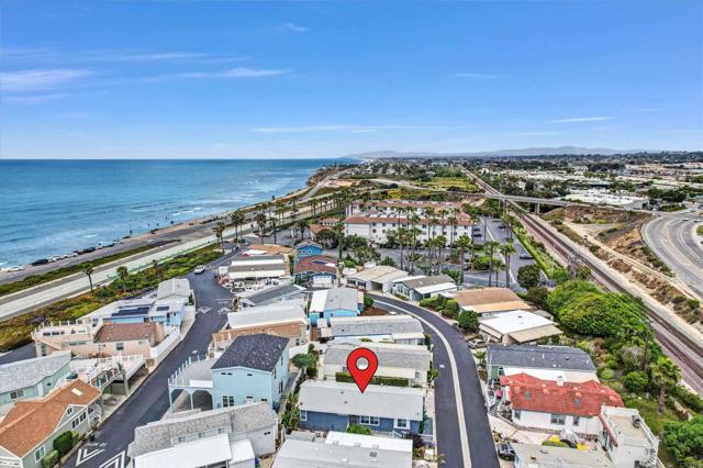 6503 Friendly Place, Carlsbad CA: https://media.crmls.org/mediaz/c418ac6b-a140-4c4d-95d6-678356b82675.jpg