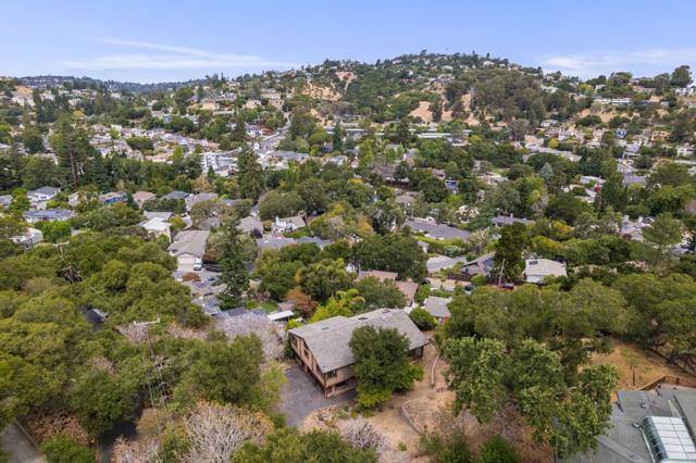 162 Madera Avenue, San Carlos CA: https://media.crmls.org/mediaz/c41ac28e-23bb-4927-a61b-89858ee4d405.jpg