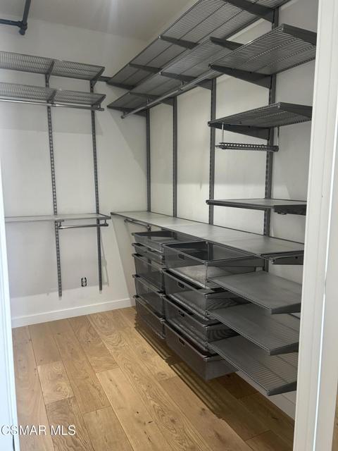 4115 Glencoe Avenue, Marina del Rey CA: https://media.crmls.org/mediaz/c41acc6f-4577-418e-968c-c9a71512d8d0.jpg