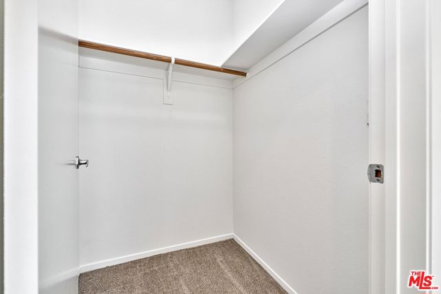 906 S Serrano Avenue, Los Angeles CA: https://media.crmls.org/mediaz/c41b4272-52e0-4e5b-ad52-fc8060dfbe7d.jpg