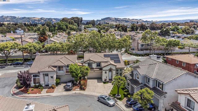 1205 Amber Court, San Leandro CA: https://media.crmls.org/mediaz/c41b5b77-f5a7-4c13-a182-3548d843d683.jpg