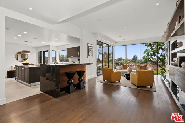 4 Bed Home for Sale in Los Angeles, California