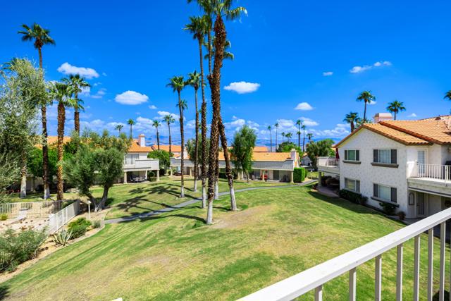 172 Torrey Pine Drive, Palm Desert CA: https://media.crmls.org/mediaz/c41c49f1-2c12-4e98-858a-1a8f6364c99f.jpg