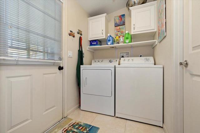 25-Laundry Room