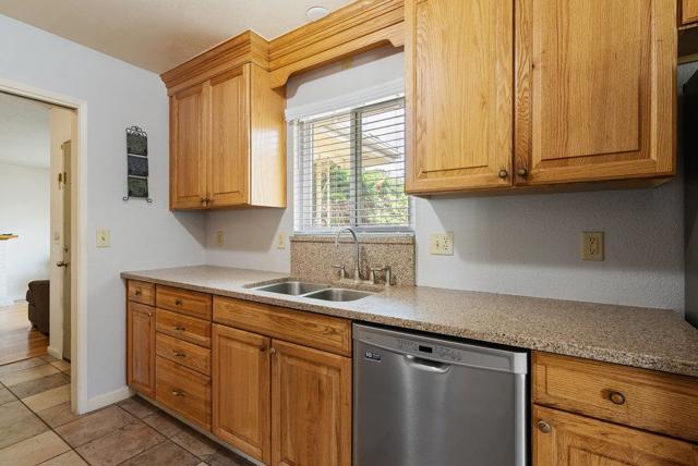 1052 San Simeon Drive, Salinas CA: https://media.crmls.org/mediaz/c41d0e45-fce7-435d-8043-49bbd3d98fec.jpg