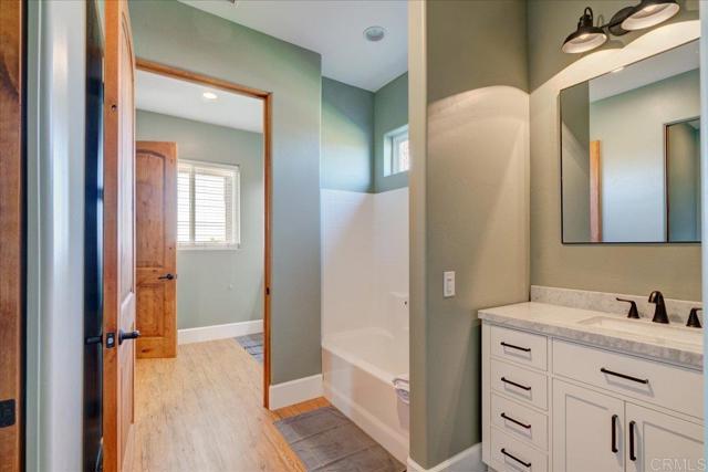 Detail Gallery Image 16 of 24 For 15230 Evenson Way #B,  Ramona,  CA 92065 - 3 Beds | 2 Baths