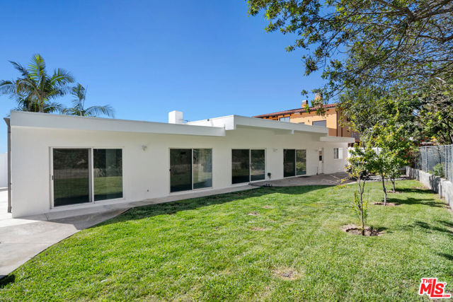 Drew Fenton | 18073 Sandy Cape Drive Pacific Palisades CA | MLS: 7432418