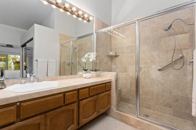 7414 Lantana, Carlsbad CA: https://media.crmls.org/mediaz/c4201a27-0b19-464a-b639-60da21ec5ad7.jpg