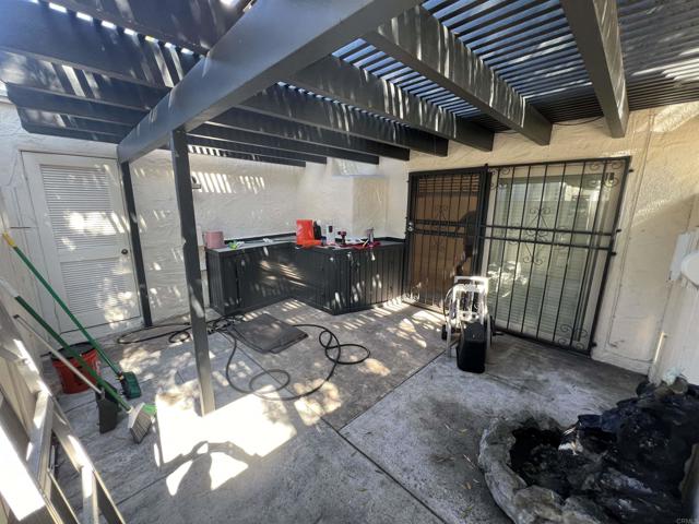 Detail Gallery Image 13 of 16 For 4241 Loma Riviera Ln, San Diego,  CA 92110 - 3 Beds | 2 Baths