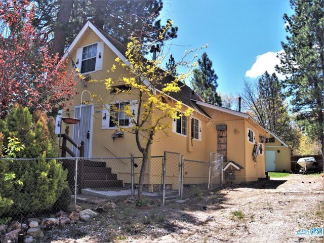 40235 Guinan Lane, Big Bear, California 92315, 3 Bedrooms Bedrooms, ,1 BathroomBathrooms,Single Family Residence,For Sale,Guinan,24414573