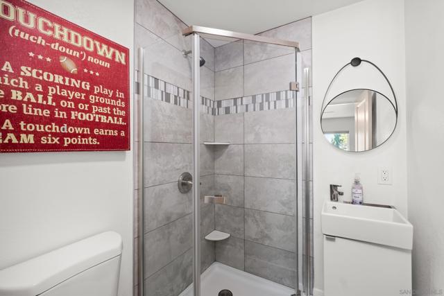 4542 Toni Lane, La Mesa CA: https://media.crmls.org/mediaz/c42081da-d873-4571-b459-8bc982cb3878.jpg