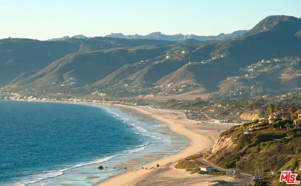 MLS #25621757 image #15