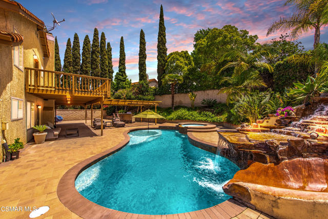 3961 Springtime Lane, Moorpark CA: https://media.crmls.org/mediaz/c420a33b-f92c-41b4-8cb0-b7f4bb2e3375.jpg