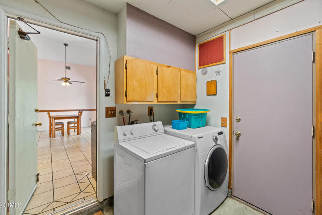 447 Ute Lane, Ventura CA: https://media.crmls.org/mediaz/c4210728-3c21-4b9a-93af-8a6d20b323ab.jpg