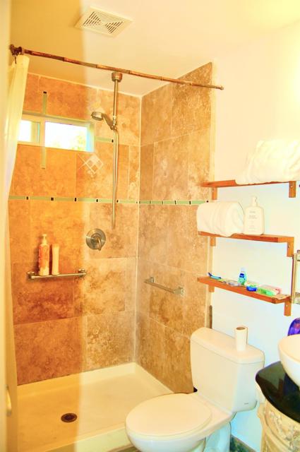 Detail Gallery Image 7 of 13 For 736 Mar Vista Dr, Vista,  CA 92081 - 1 Beds | 1 Baths