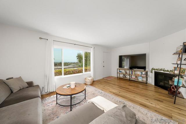 5800 Lake Murray Blvd, La Mesa CA: https://media.crmls.org/mediaz/c421dccf-5ba6-479a-8566-de1f7eb53727.jpg