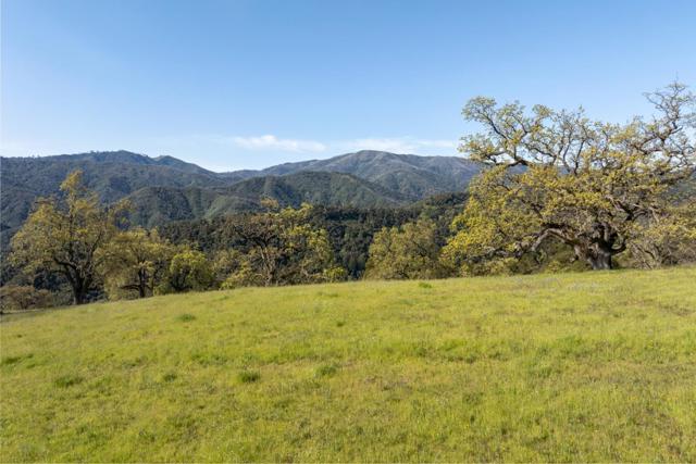 16 Long Ridge Trail (Lot 233), Carmel CA: https://media.crmls.org/mediaz/c421f3f5-d1d8-4663-b27b-36fbf808bec8.jpg