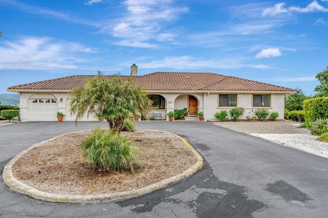340 Merrill Road, San Juan Bautista CA: https://media.crmls.org/mediaz/c4224a9f-333e-4a75-91c2-e766319b05d6.jpg