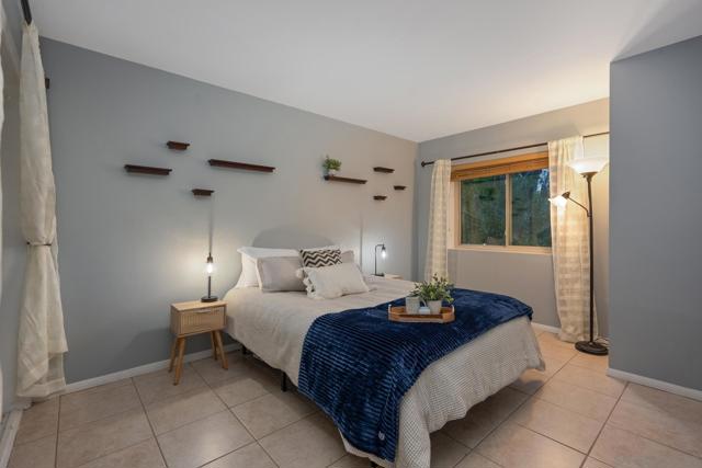 10575 Spruce Grove Ave, San Diego CA: https://media.crmls.org/mediaz/c424f35d-daa4-498a-a794-45cf656eb2ee.jpg