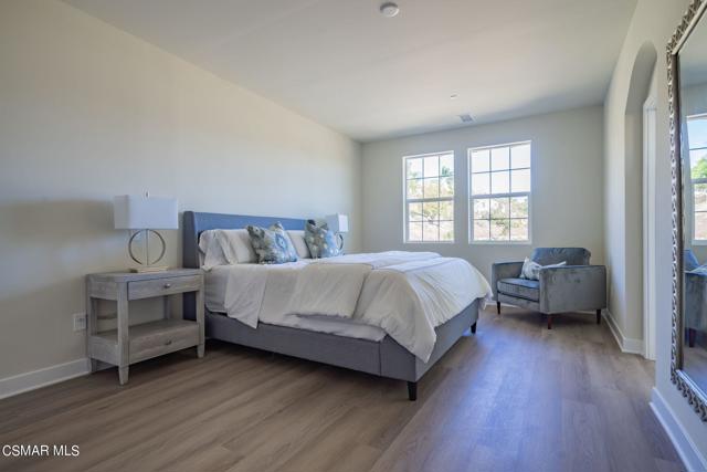 4683 Summit Avenue, Simi Valley CA: https://media.crmls.org/mediaz/c425ba78-df52-4a79-b49d-96367aa7a899.jpg
