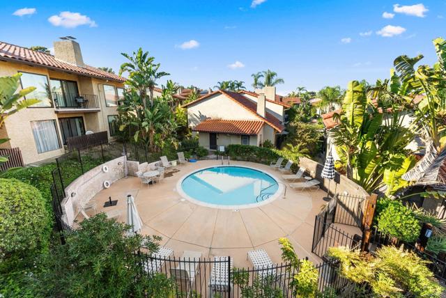 Detail Gallery Image 19 of 26 For 1915 Estrella De Mar Ct a,  Carlsbad,  CA 92009 - 2 Beds | 2/1 Baths