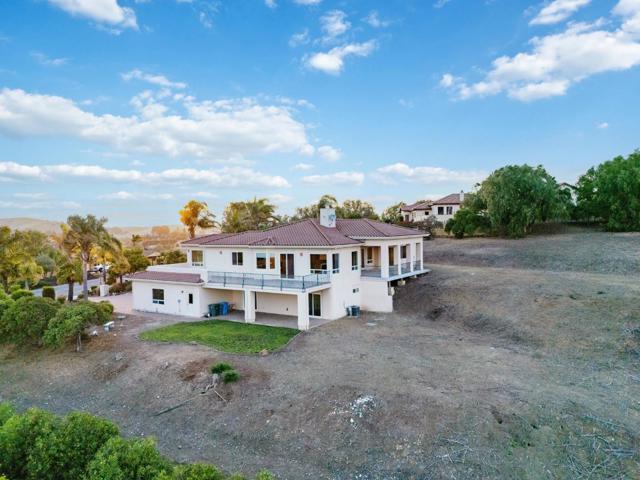 4165 Ashford Circle, Hollister CA: https://media.crmls.org/mediaz/c428a30f-63f3-4468-94f7-a1193ad09ec8.jpg