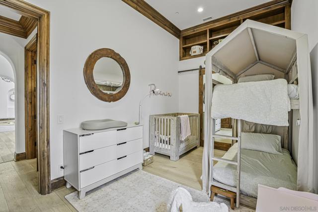15823 The River Trail, Rancho Santa Fe CA: https://media.crmls.org/mediaz/c4291687-f44c-4a52-8174-82c62065a433.jpg