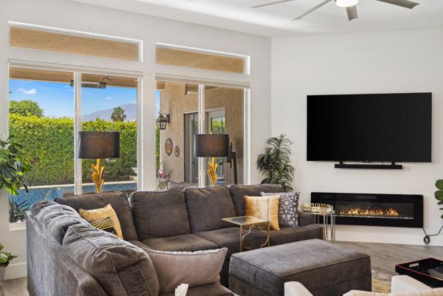 80149 Royal Birkdale Drive, Indio CA: https://media.crmls.org/mediaz/c42a8704-4582-4eb7-ae91-a36b45194f3c.jpg