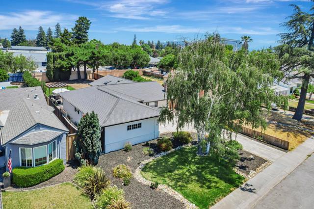 890 Wainwright Drive, San Jose CA: https://media.crmls.org/mediaz/c42b9e1b-1c56-4f42-9096-93ac64b077bb.jpg