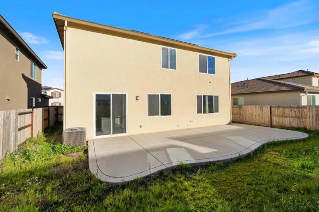 10190 Ashlar, Elk Grove CA: https://media.crmls.org/mediaz/c42cdd4a-0edb-4ea1-8563-507e9d8f4166.jpg