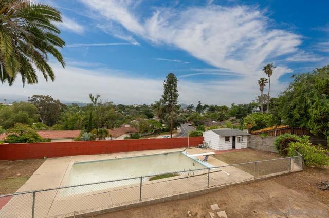 874 Hacienda Drive, El Cajon CA: https://media.crmls.org/mediaz/c430dcc8-0d79-44a1-838e-6b9f6a89fa32.jpg