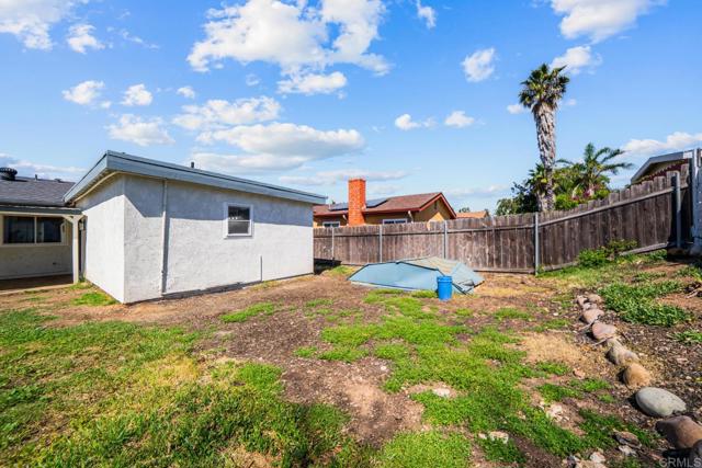 Detail Gallery Image 26 of 27 For 10461 Stanfield Cir, San Diego,  CA 92126 - 3 Beds | 2 Baths