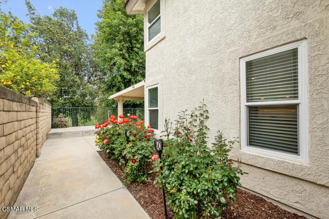 645 Overlook Road, Simi Valley CA: https://media.crmls.org/mediaz/c43323d9-7c9c-4882-872b-31e30659a34a.jpg